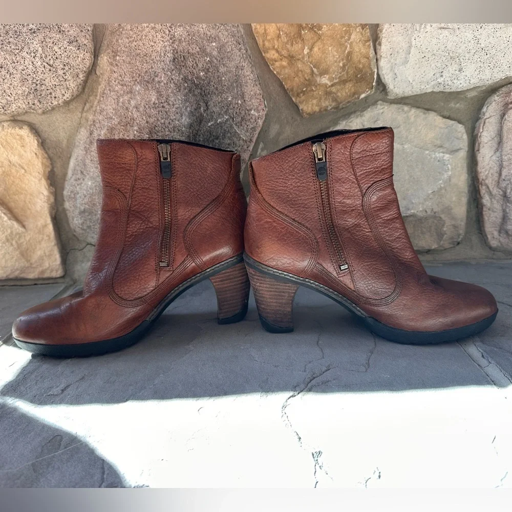 Timberland Womens Stratham Ankle Boots Block Heel Brown Leather Lug Sole